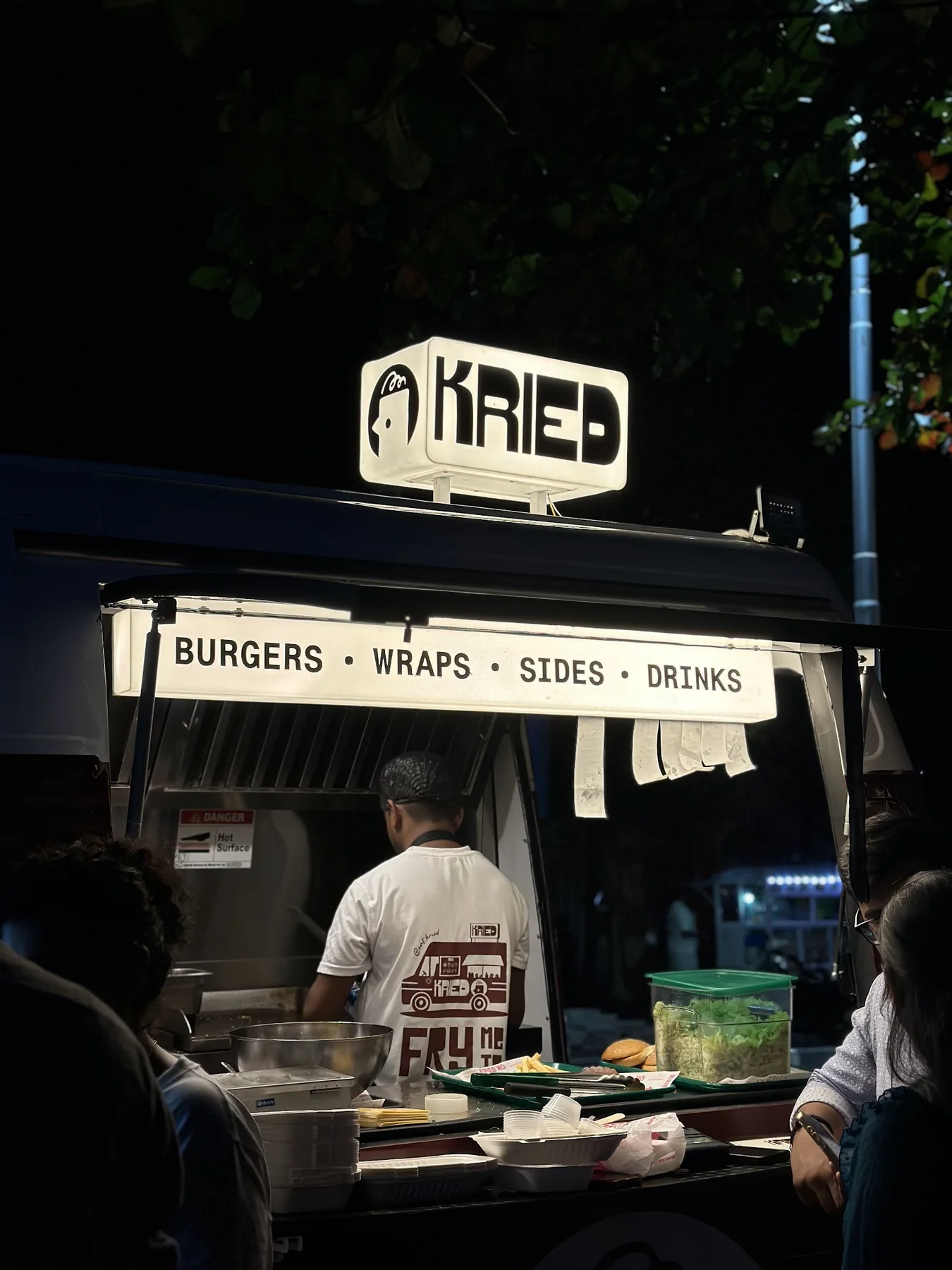 Kried food truck at night
